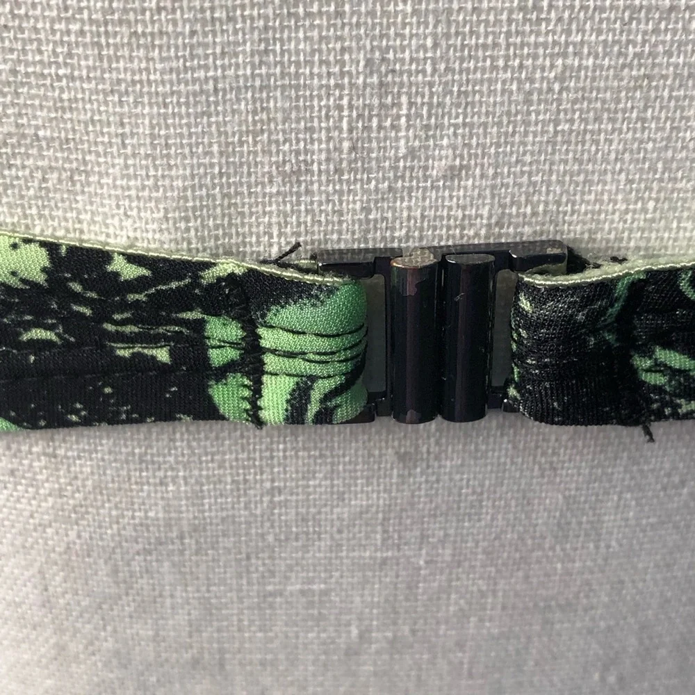 💜💜 Green and Black Floral Bikini Top Lightly Padded Size M